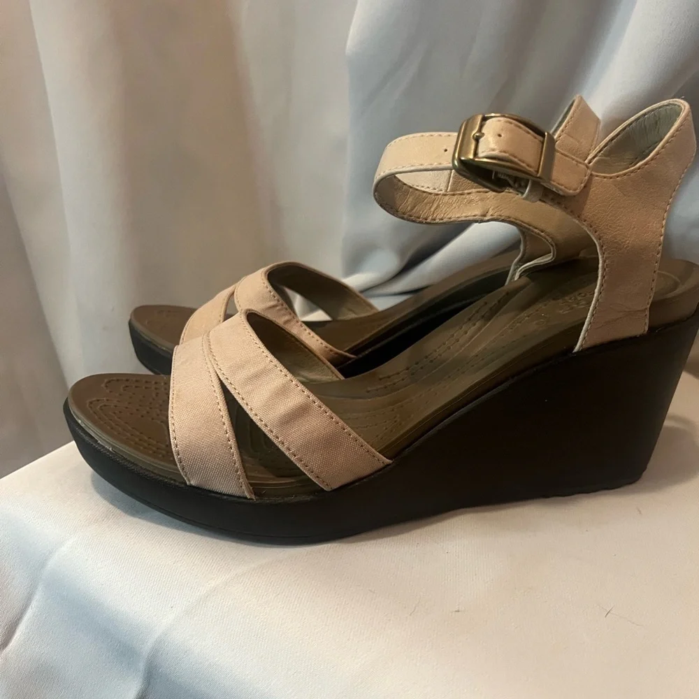 CROCS Tan and Black Wedge Sandals